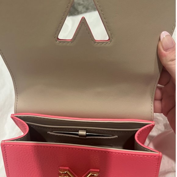 Louis Vuitton Twist One Handle BB - Pink - Picture 2 of 8